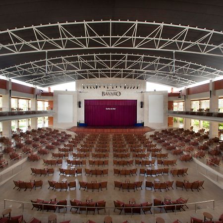 Barceló Bávaro Palace All Inclusive Esterno foto The interior of the main auditorium