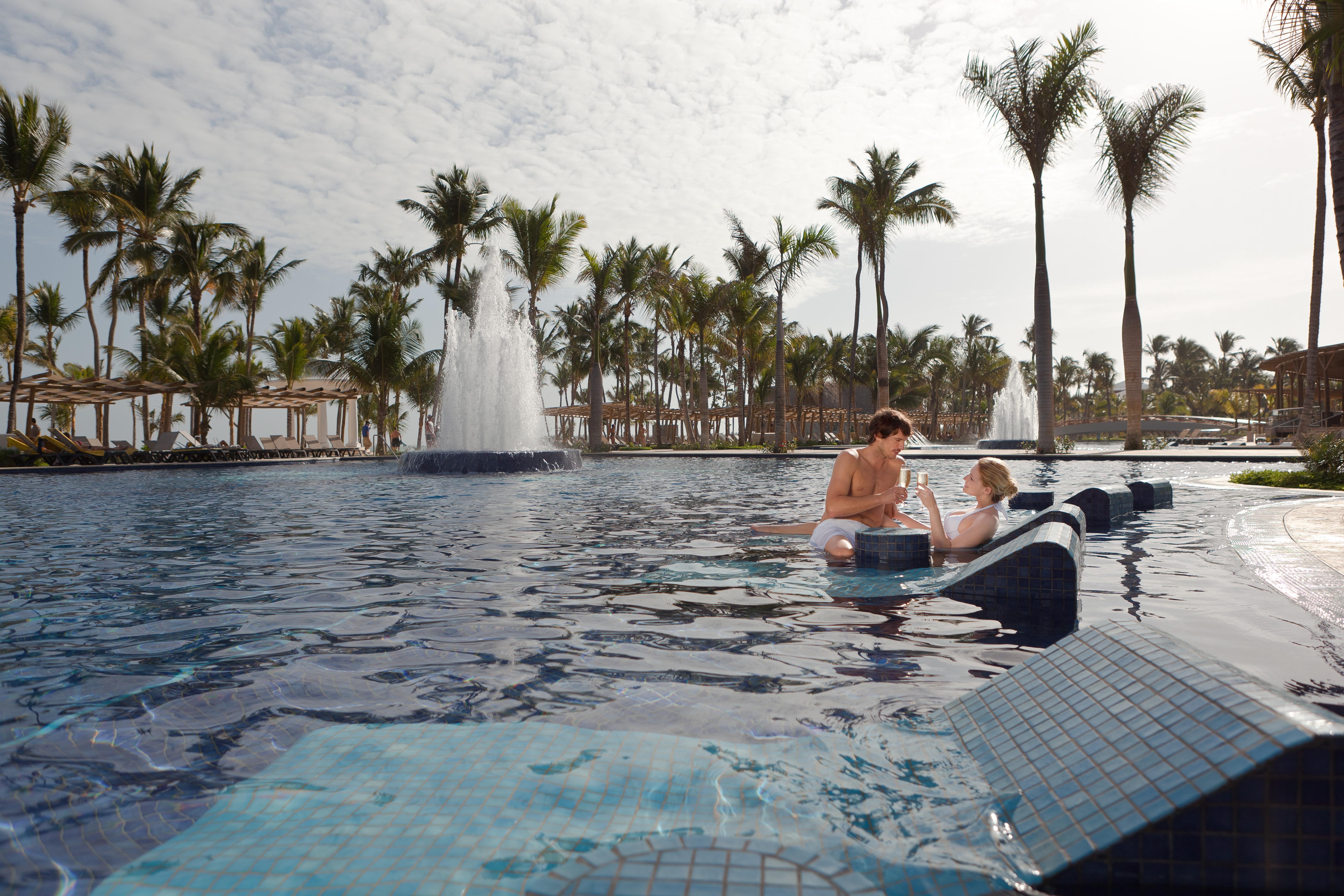 Barceló Bávaro Palace All Inclusive Esterno foto The Royal Mirage Dubai