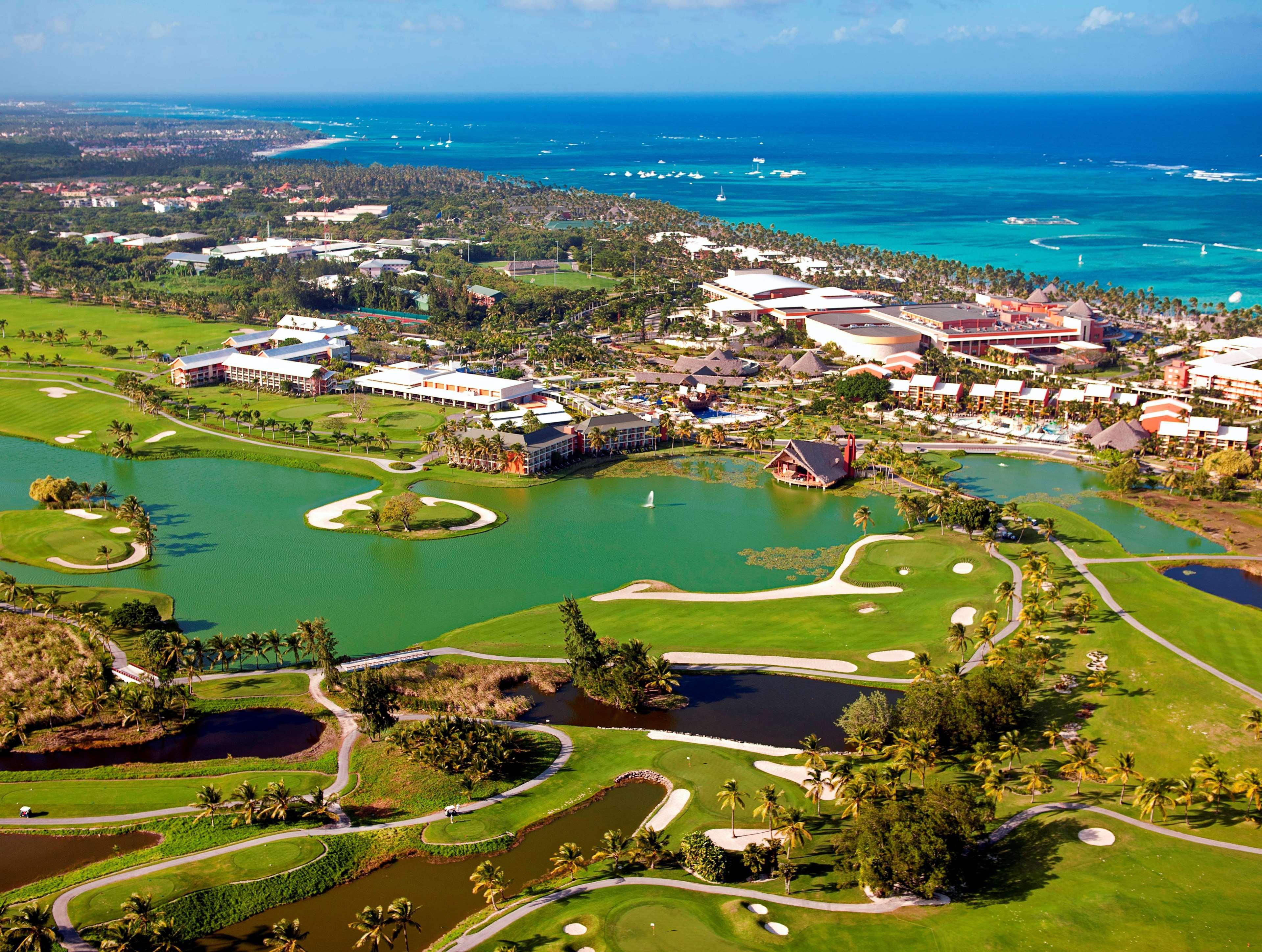 Barceló Bávaro Palace All Inclusive Esterno foto Golf course at Punta Cana Resort and Club