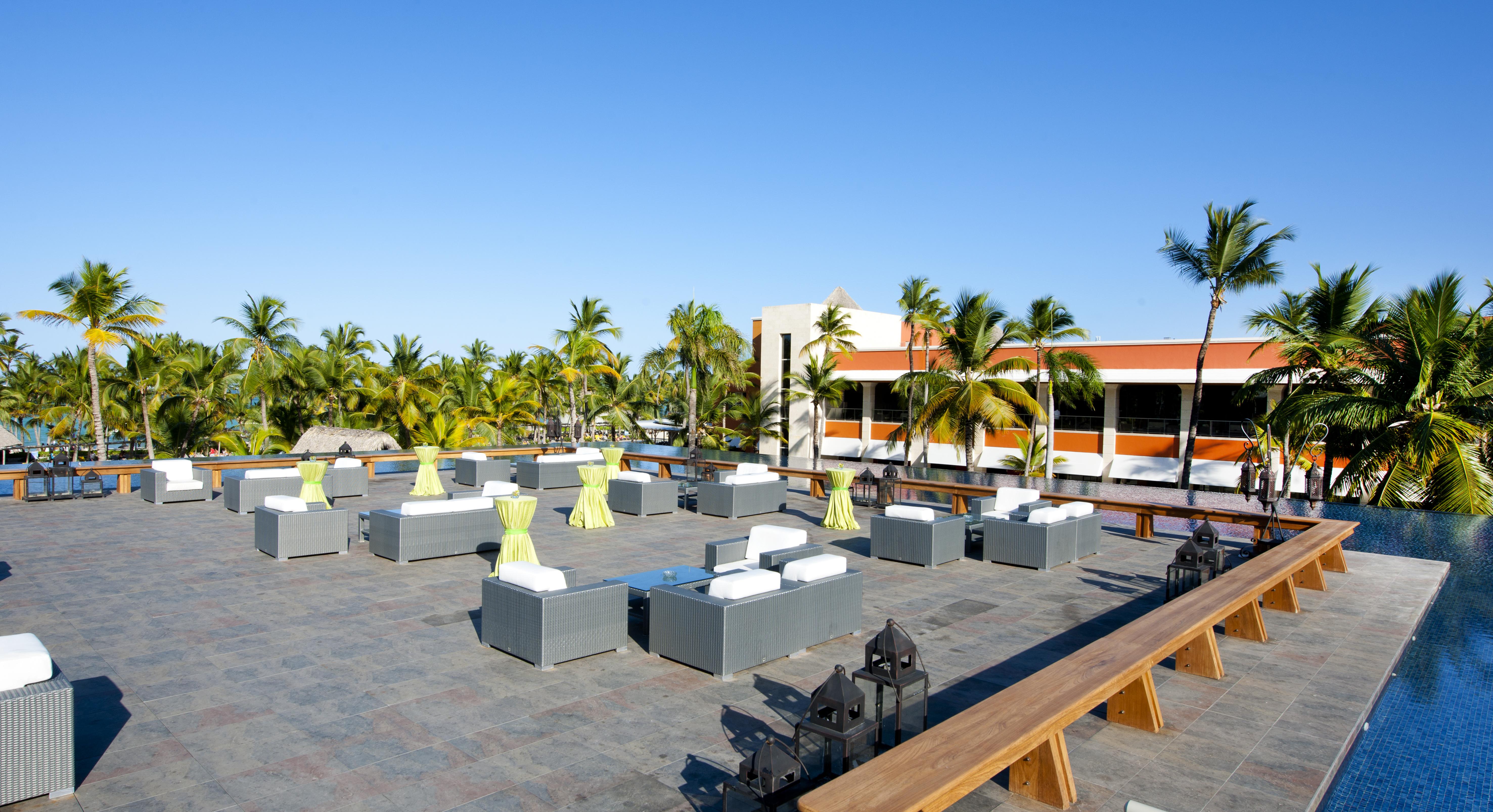 Barceló Bávaro Palace All Inclusive Esterno foto Rooftop bar at the Hard Rock Hotel